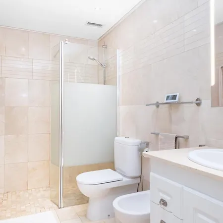 Haus Mit 2 Pools Und Jacuzzi بيت للعطل Santa Úrsula